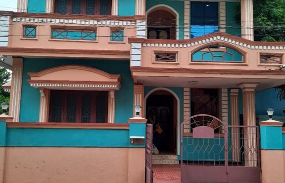 Paradise Auro HomeStay