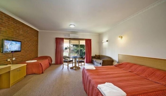 Paradise Lakes Motel in Kialla