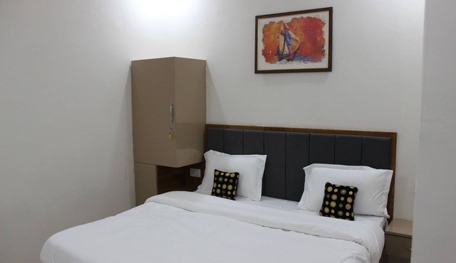 Paradise Stays-Perfect retreat for friends & families in Varanasi near Assi Ghat