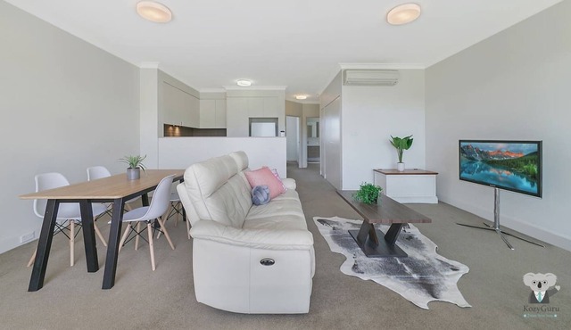 Parkland View Cosy 2 Bed APT Free Parking Nbp033 in Breakfast Point