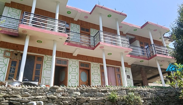 Perfect 6-bedroom in a house with relaxed atmosphere