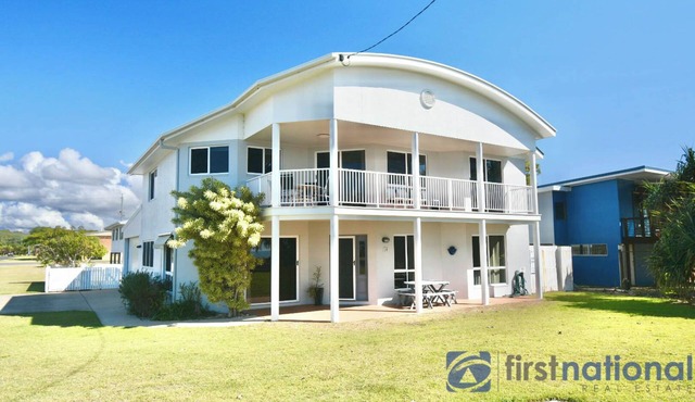 Perfect Beach Front Family Holiday House in Woodgate