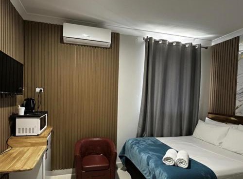 Perth City Motel in Perth