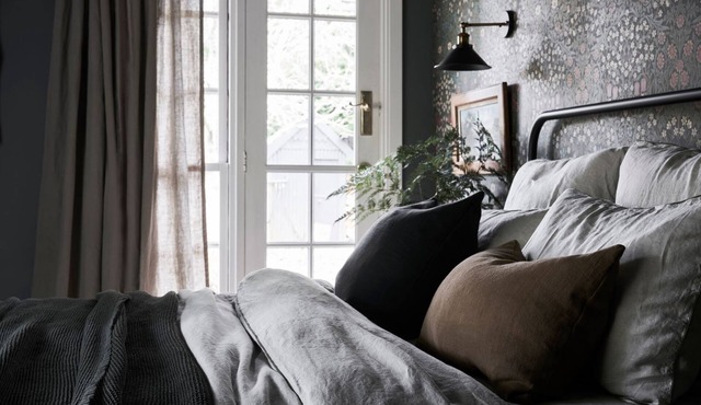 Phoebe's Cottage ~ Daylesford Region ~ Picture Perfect Miners Cottage in Lyonville