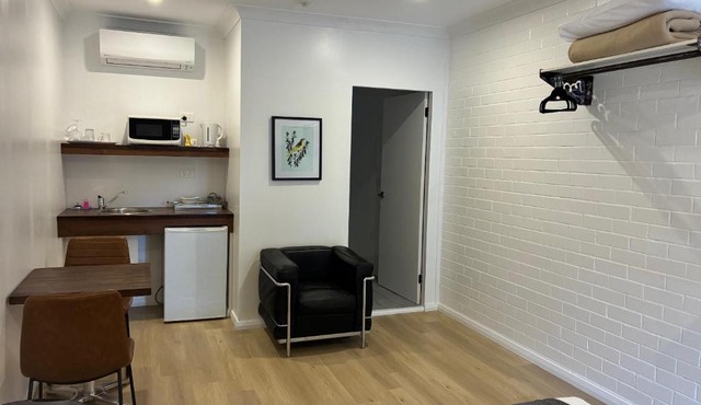 Pleasant Way River Lodge in Nowra