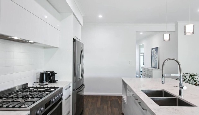 Private, Comfortable, Spacious 3 Bedroom Single Level Home with Yard and Parking in Western Australia