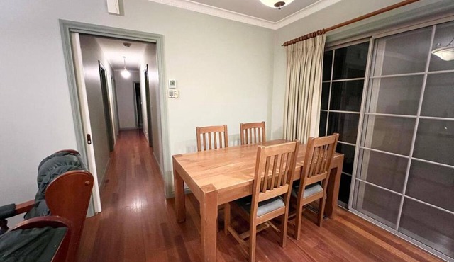 Private Room Shared House Bentleigh near train in Melbourne