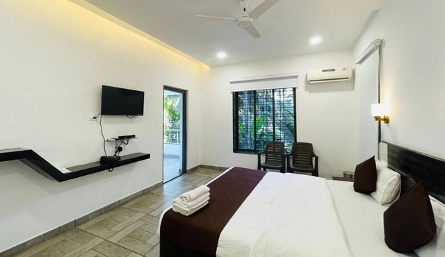Raj Resort