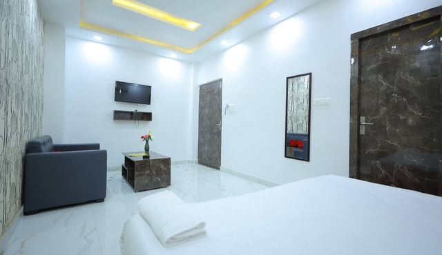 Rajani Bareilly Sindhu Nagar in Bareilly