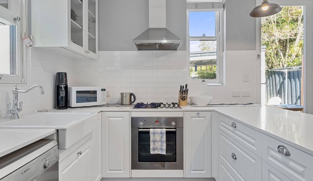 Relaxing Retreat on Earle St, Cremorne Near Attractions in Cremorne