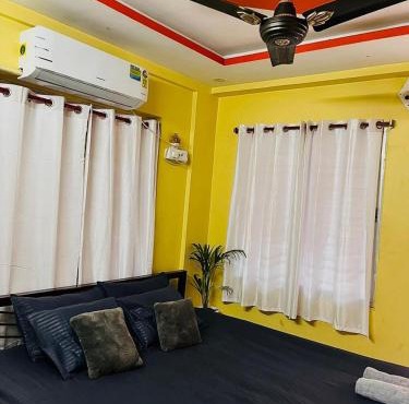 Roadji Stay Baguihati Kolkata