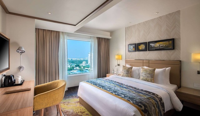 Royal Hometel Suites Dahisar Mumbai
