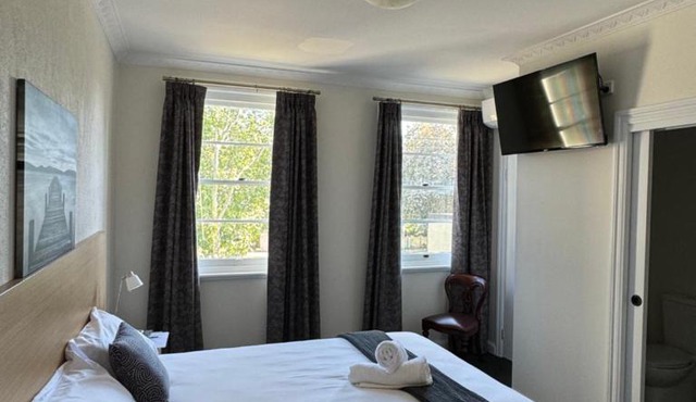 Royal Mail Hotel Whittlesea in Whittlesea