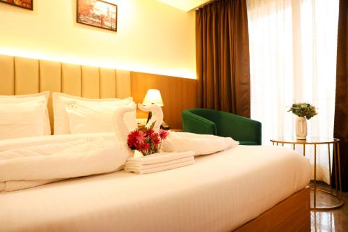 Royal Raven Hotel & Banquet' Greater Noida Nearby India Expo Centre & Mart