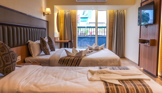 Rudra Shelter Business Hotel