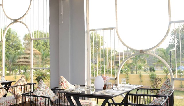 Sai Dhara Resort in Kasrawad
