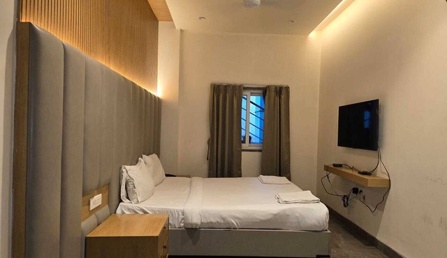 Sai Madhura A Luxury Hotel