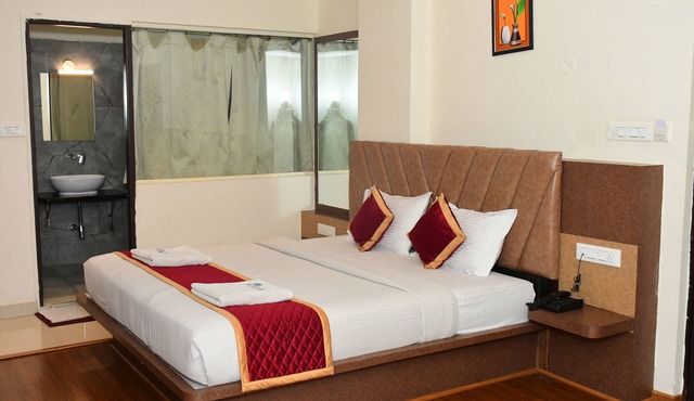 Sai Vihaar Inn & Suites