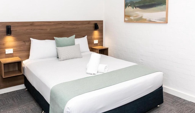 Salisbury Hotel Motel in Brisbane