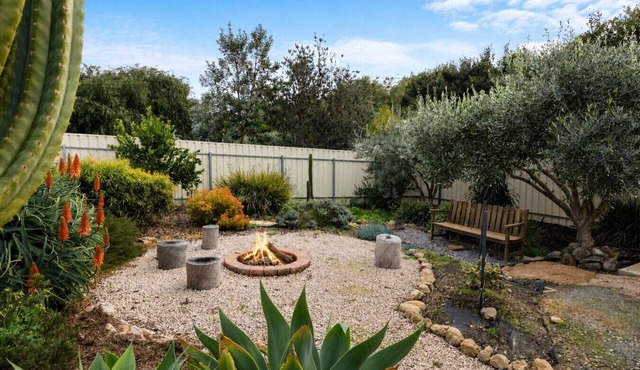Sand Castle House—Fire Pit Beach Escape in Goolwa Beach