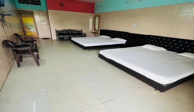 Satyam Shivam Palace & Resort