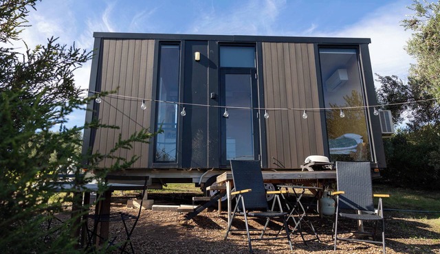 Scrub Tiny House by Tiny Away in McLaren Vale