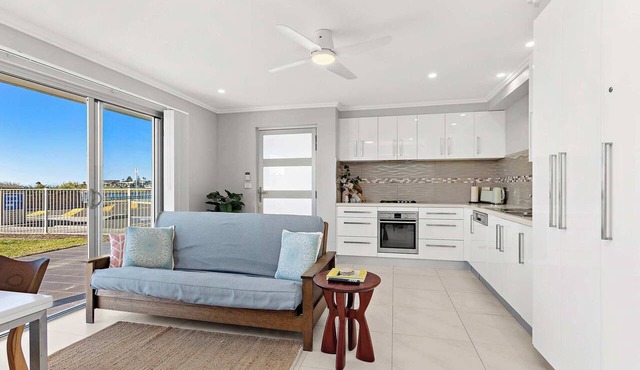 Seabreeze on the Beach "Brise" in Warilla