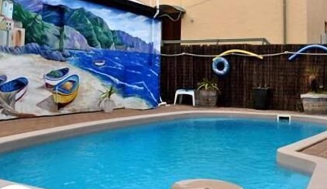 Seacroft Apartments | Beach, Pool & BBQ Bliss in Semaphore