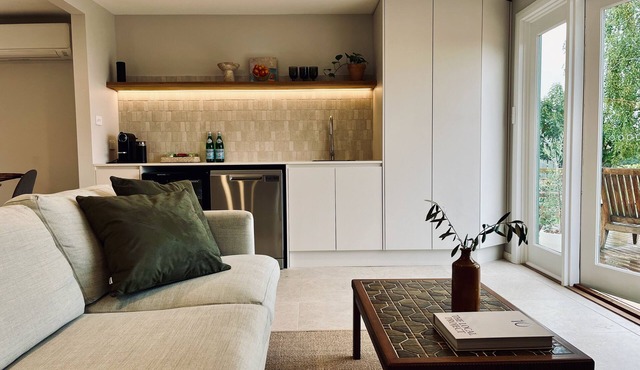 Serene winery escape | Orange in Orange