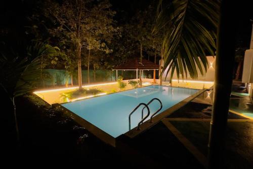 Serenity Farm Stay in Hampāpura
