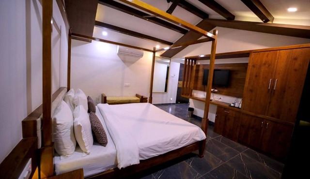 Shubhdev Revival Resort and Waterworld Bhavnagar in Ghogha