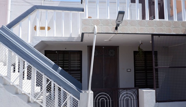 Sivanandhan Home Stay