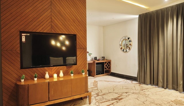 Skyline Resort & Convention Centre in Indore