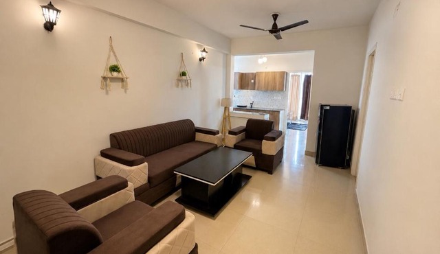 Skyview Suites - 14th Floor Luxury, Self check-in in Karnal