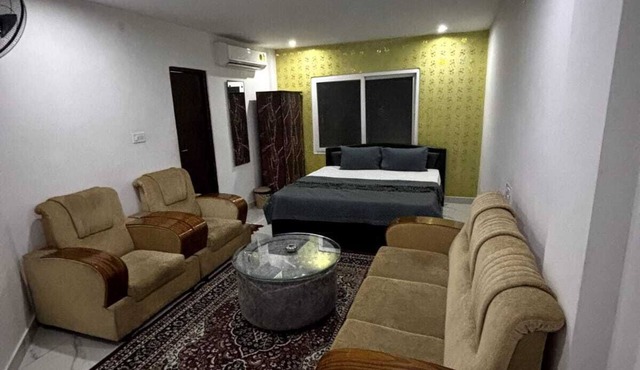 SLV ROYAL RESIDENCY HOTEL