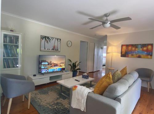 Spacious 4-Bedroom house in a shared property in Harristown