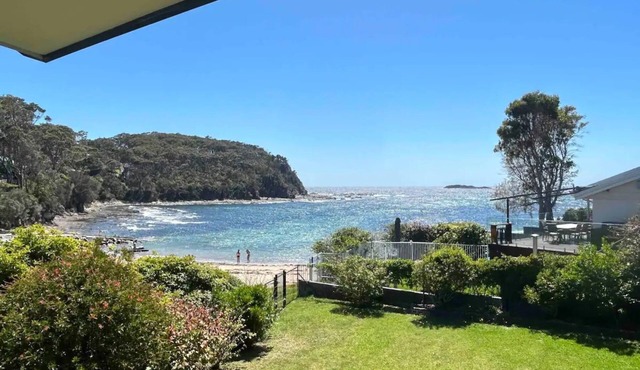 Spacious Bayfront Family Escape | Grand Spindrift in Malua Bay