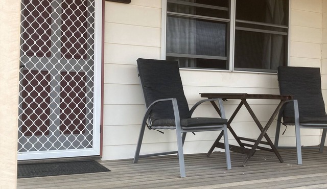 SPACIOUS SELF CONTAINED CABIN OVERLOOKING THE BUNYA MOUNTAINS in Maclagan