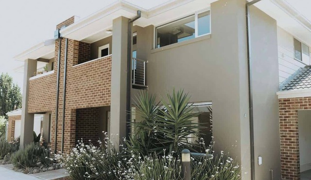 Spacious Stay On Shamrock, Bendigo in Golden Square