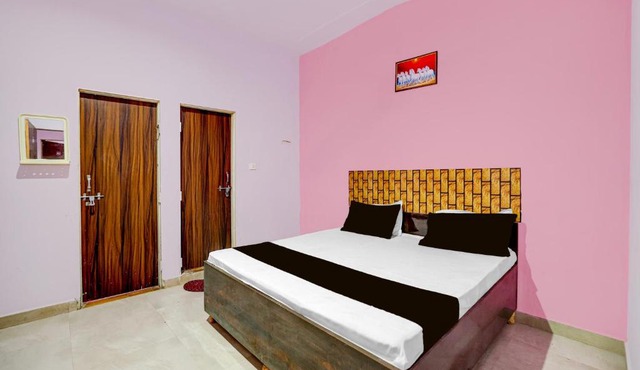 Spot On Neemrana Guest House & Pg