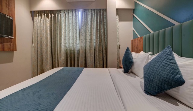 Starville Hotel