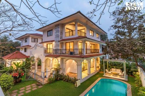 StayVista's Mirabelle - Nerul - 3BHK Villa with Bar & Private Pool in Pilerne