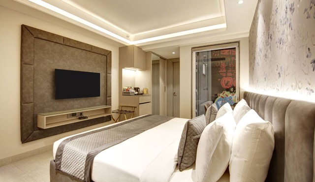 Stepstones Hotels and Inn-DLF PHASE-3 in Gurugram
