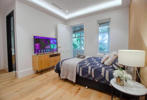 Stunning 5-bedrooms Townhouse in an Paddington in Sydney