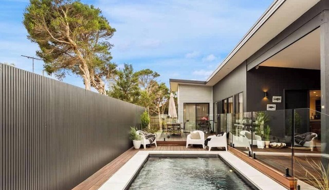 Stunning Cape Woolamai House with Private Pool in Cape Woolamai