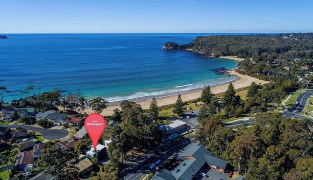 Stunning Studio by The Beach - Surf Beach in Batemans Bay