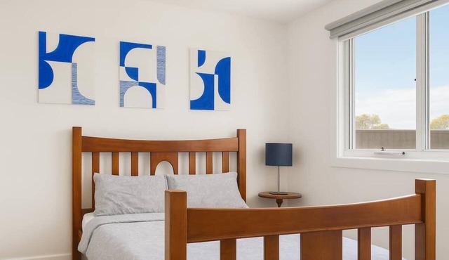 Stylish Fitzroy North Studio + Secure Parking in Fitzroy North