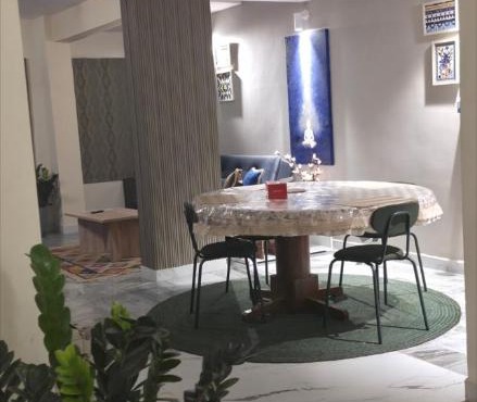 Suite 001