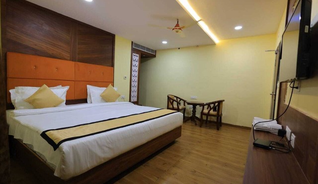 sun castle hotel in Anakapalle
