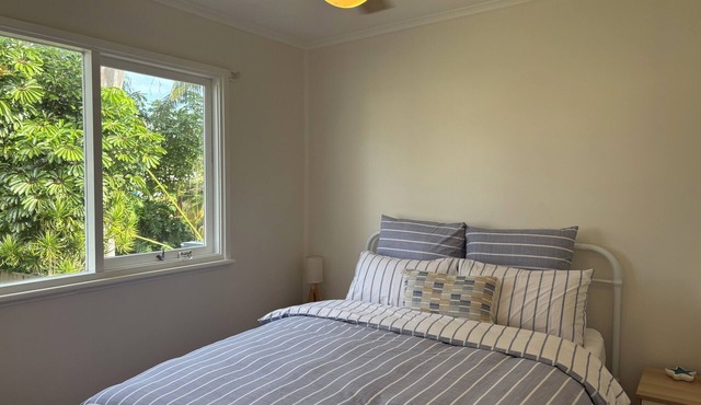 Sunrise on the Water - Charming Waterfront Retreat in Lemon Tree Passage